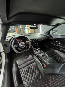 Photo de galerie - Entretien intérieur Audi R8 v10 