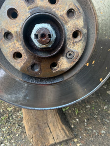 Photo de galerie - Changement de disque et plaquettes de frein 