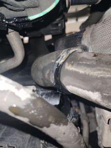 Photo de galerie - Fuite liquide de refroidissement 