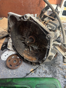 Photo de galerie - Remplacement boîte de vitesse 