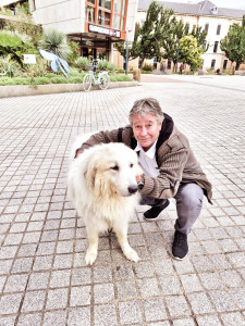 Photo de galerie - Moi c est nini et mon dos sitter  Ben
