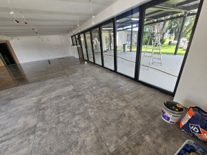 Photo de galerie - Carrelages grès cérame grand format 100×100