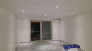 Photo de galerie - Création faux plafond, traitement des joint +peinture