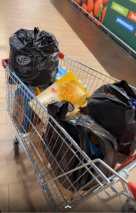 Photo de galerie - Aide aux courses 
