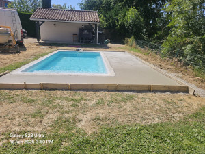 Photo de galerie - Couler la date de la piscine.