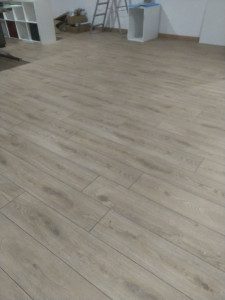 Photo de galerie - Pose parquet flottant et massif 