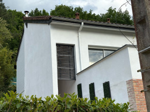 Photo de galerie - Peinture extérieur, réalisation persienne et pose