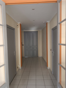 Photo de galerie - Finition du rechampi et de la peinture de couleur 