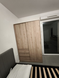 Photo de galerie - Armoir chambre porte coulissante.