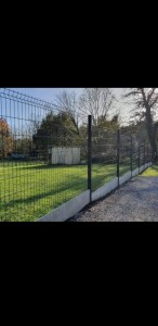 Photo de galerie - Réalisation d'une clôture. 
