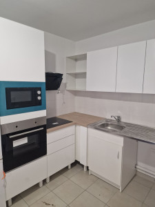 Photo de galerie - La pose de montage de la cuisine 
