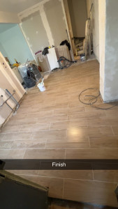 Photo de galerie - Pause carrelage effet boit 