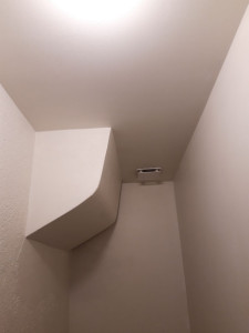 Photo de galerie - Pose faux plafond avec application peinture 