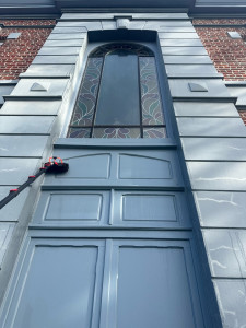 Photo de galerie - Vitres difficiles d’accès. Nous sommes là ?