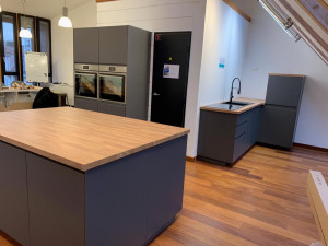 Photo de galerie - Pose de cuisine et parquet flottant