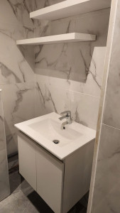 Photo de galerie - Installation meuble vasque