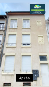 Photo de galerie - Nettoyage façade, mise en peinture cadrages et ambages fenêtres 