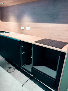 Photo de galerie - Pose menuiserie, agencement 