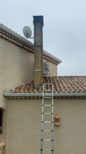 Photo de galerie - Pulvérisation anti mousse, cheminée