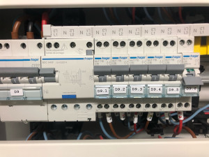 Photo de galerie - Mise en conformité armoire électrique 