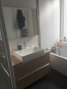 Photo de galerie - Pose mobilier sdb sur mesure