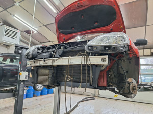 Photo de galerie - Réparation voiture