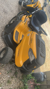 Photo de galerie - Mon tracteur tondeuse 