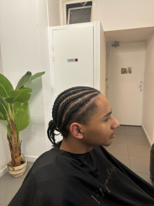 Photo de galerie - Nattes collées