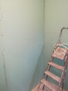Photo de galerie - Rénovation salle de bain après fuite d'eau 