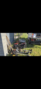 Photo de galerie - Matériel Débroussaillage , tonte , taille.
Camion benne , remorque 