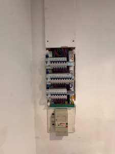 Photo de galerie - Mise en sécurité d’un tableau électrique 
