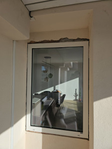 Photo de galerie - Rebouchage encadrement fenetre