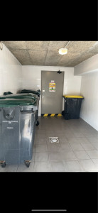 Photo de galerie - Nettoyage local poubelle 