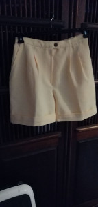 Photo de galerie - Bermuda réalisé par mes soins de la coupe à la couture.