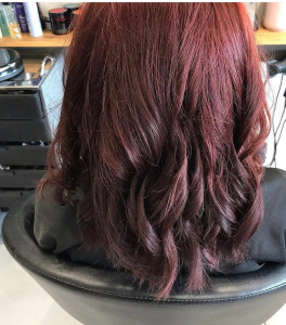 Photo de galerie - Coloration + brushing sur cheveux long 