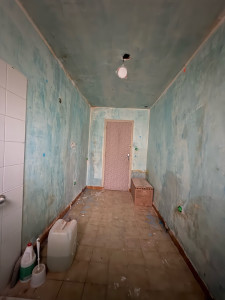 Photo de galerie - Préparation mur et plafond en ratissage ou Réfection enduit 