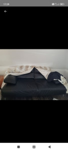 Photo de galerie - Livraison d'un canapé électrique.