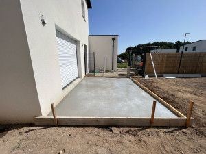 Photo de galerie - Bonjour je réalise tout type de maçonnerie Dalle en béton Murs en parpaing Clôture grillage...
pour plus d'informations contacter moi 