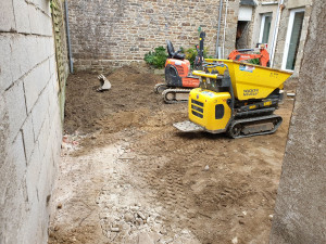 Photo de galerie - Possible d'aménagement de tous type de jardin avec petit engin et autres 