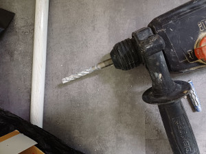 Photo de galerie - Fixation des chauffages électriques 