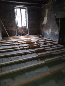 Photo de galerie - Solivage en cour 
