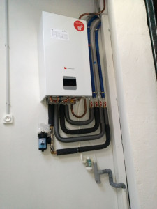 Photo de galerie - Pose et raccordement chaudière.