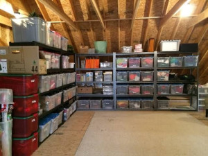 Photo de galerie - Rangement d'un grenier. 