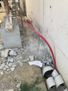 Photo de galerie - Démolition de pilier et construction d'un mur pour agrandissement pergola beton