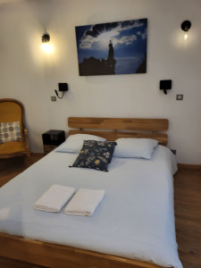 Photo de galerie - Ménage après location Airbnb : nettoyage complet, changement du linge et préparation du logement pour les prochains voyageurs.