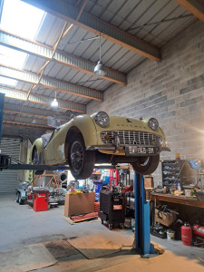 Photo de galerie - MECANIQUE AUTO EN ATELIER