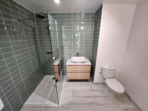Photo de galerie - Rénovation complète salle de bain. 