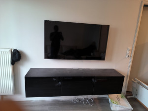 Photo de galerie - TV et meubles TV fixés au mur 