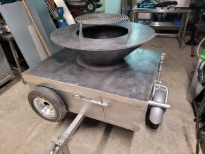 Photo de galerie - Brasero sur remorque 
