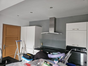 Photo de galerie - Finition plafond murs cuisine 